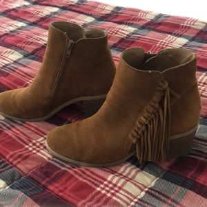 Kenneth Cole Reaction Suede Fringed Booties
